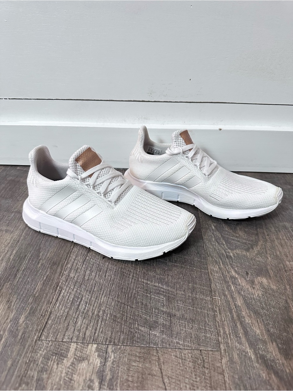 Adidas Swift Run White Rose Gold Knit Sneakers Women’s Size 7.5